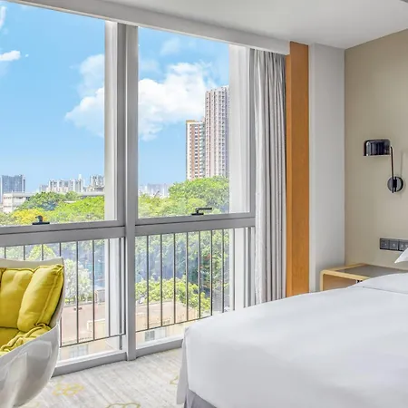 Holiday Inn Guangzhou South Lake Hotel - Ideal For Business & Leisure Exterior photo